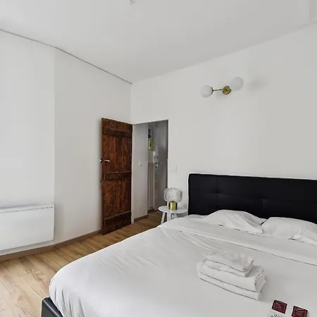 Montmartre - 2br - Cityapartmentstay Apartamento Paris